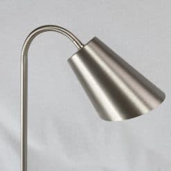 Lampeskærm i børstet aluminium på den EMF-afskærmede bordlampe Amsterdam
