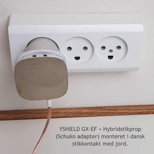 Yshield GX-EF - Stik til jordforbindelse i jordet stikkontakt + hybridstikprop (Schuko adapter) monteret i en dansk stikkontakt med jord
