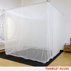 Baldakinmåtte universal (HF) | 250x280 cm | Yshield BU280 7 EMF-afskærmende sengebaldakin stående på baldakinmåtten BU280 fra Yshield